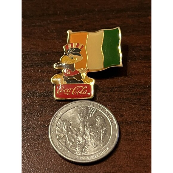 Vintage 1984 Los Angeles Olympics Coca Cola Sam Eagle Ivory Coast Flag Lapel Pin - Picture 2 of 3